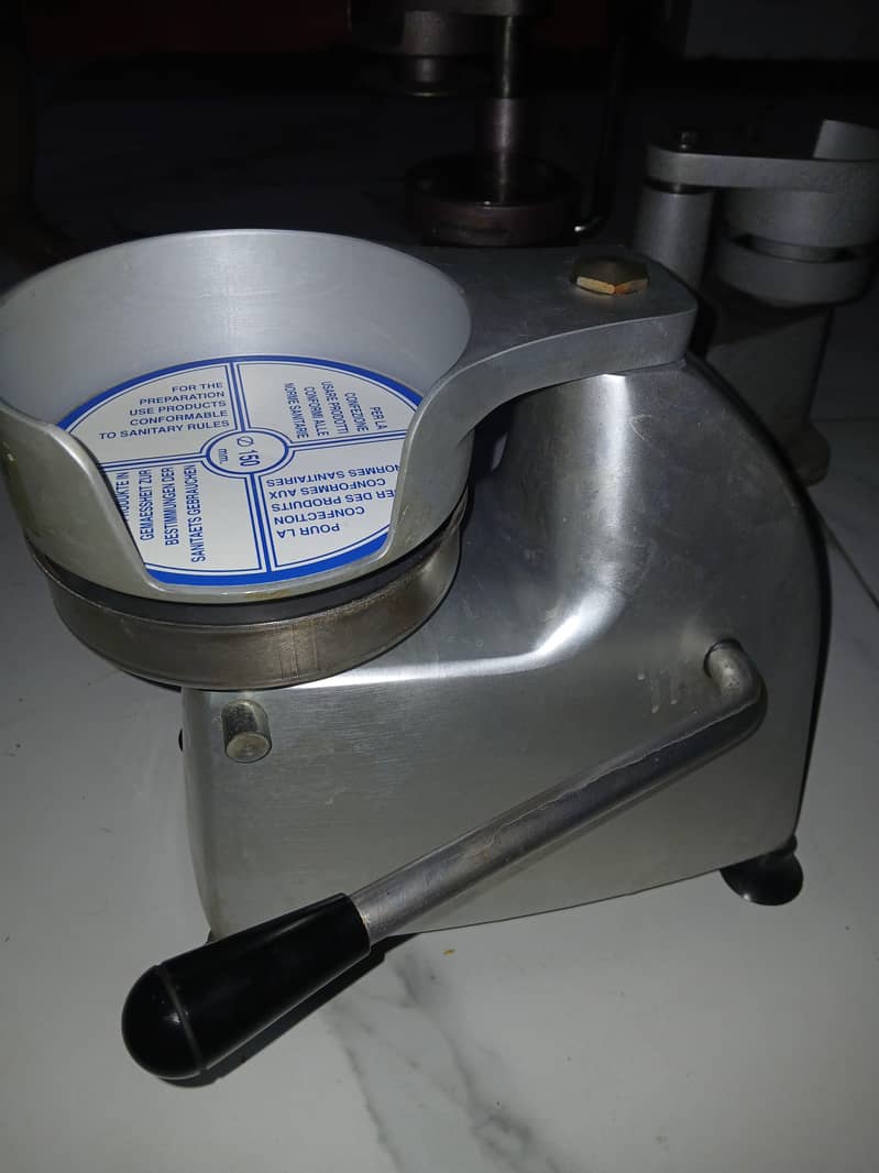 patty maker  machine 4