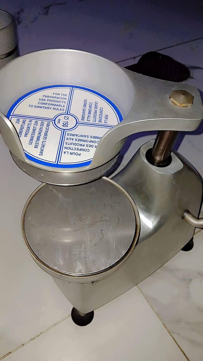 patty maker  machine 9