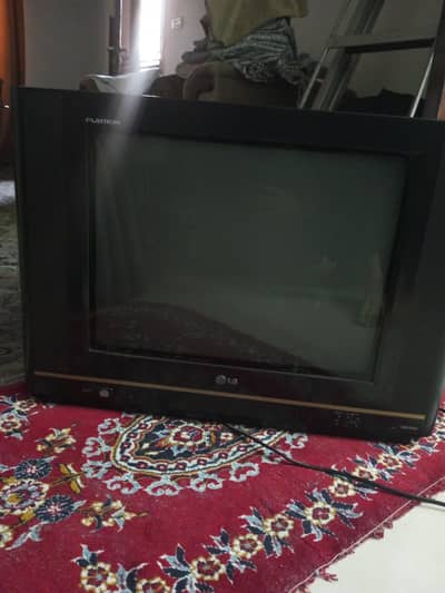 21 Inch LG TV Traditional Unique piece 10/10 Condition