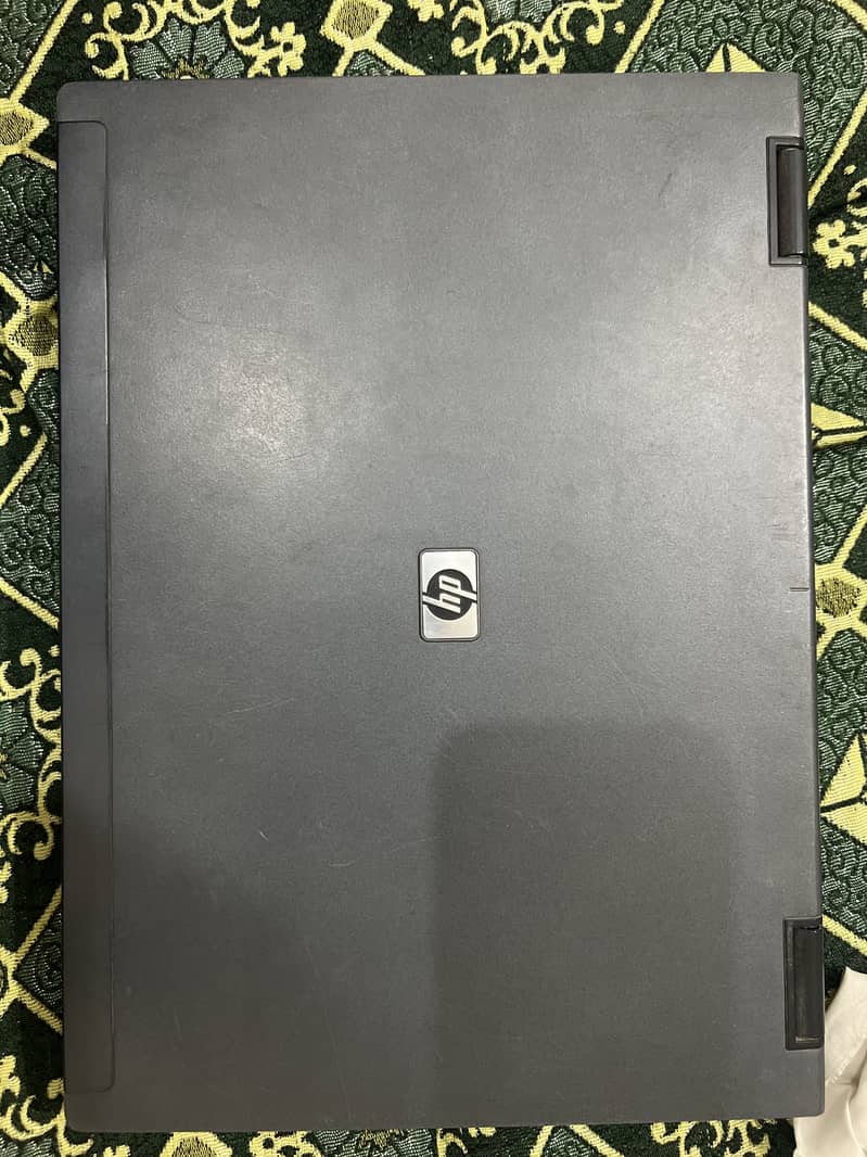 Laptop 0