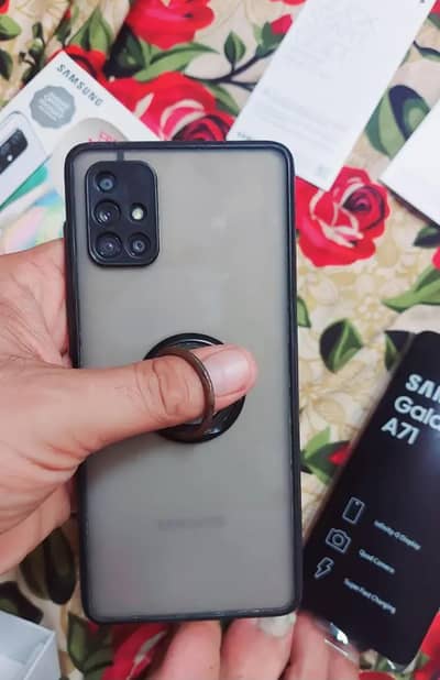 Samsung galaxy a71 8/128 Pta official approved hai location attock