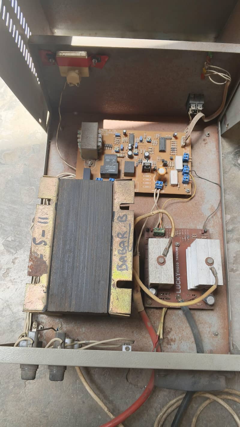 UPS 700w 2