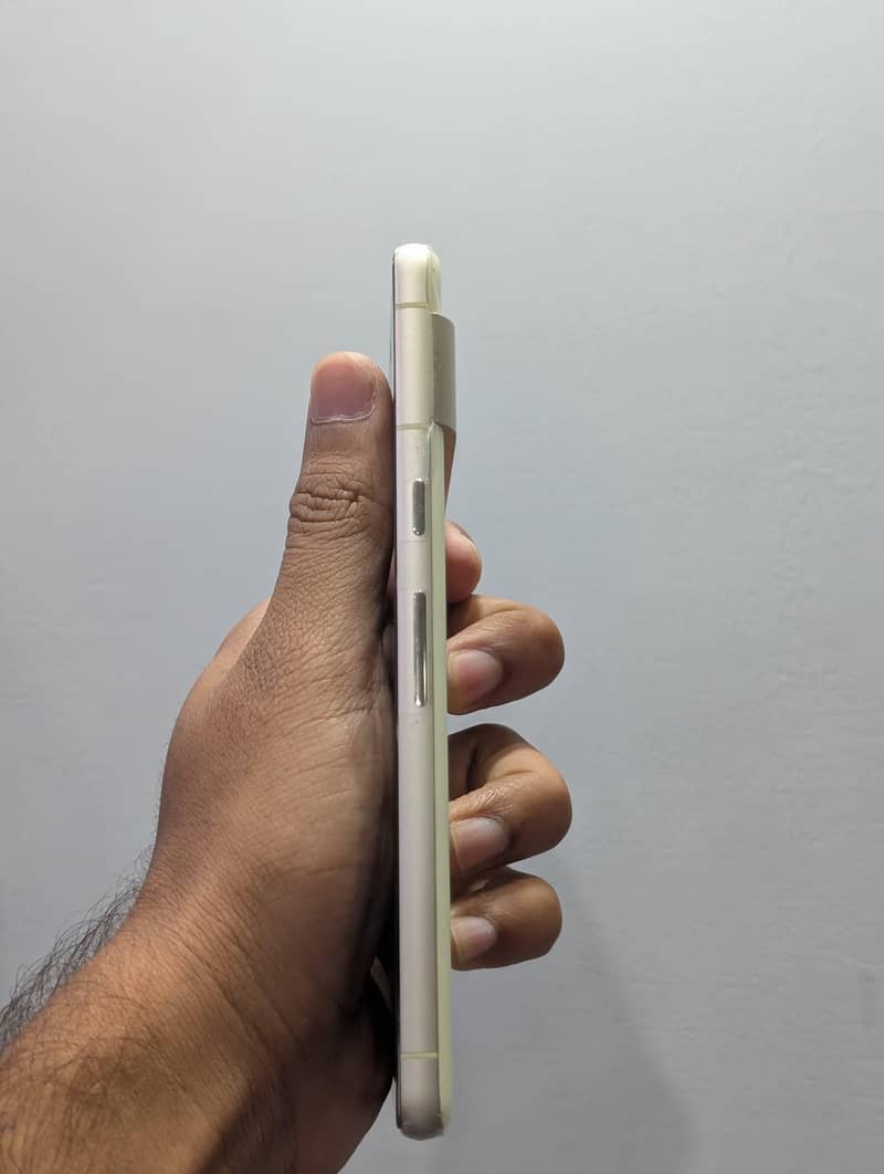 Google Pixel 7 6