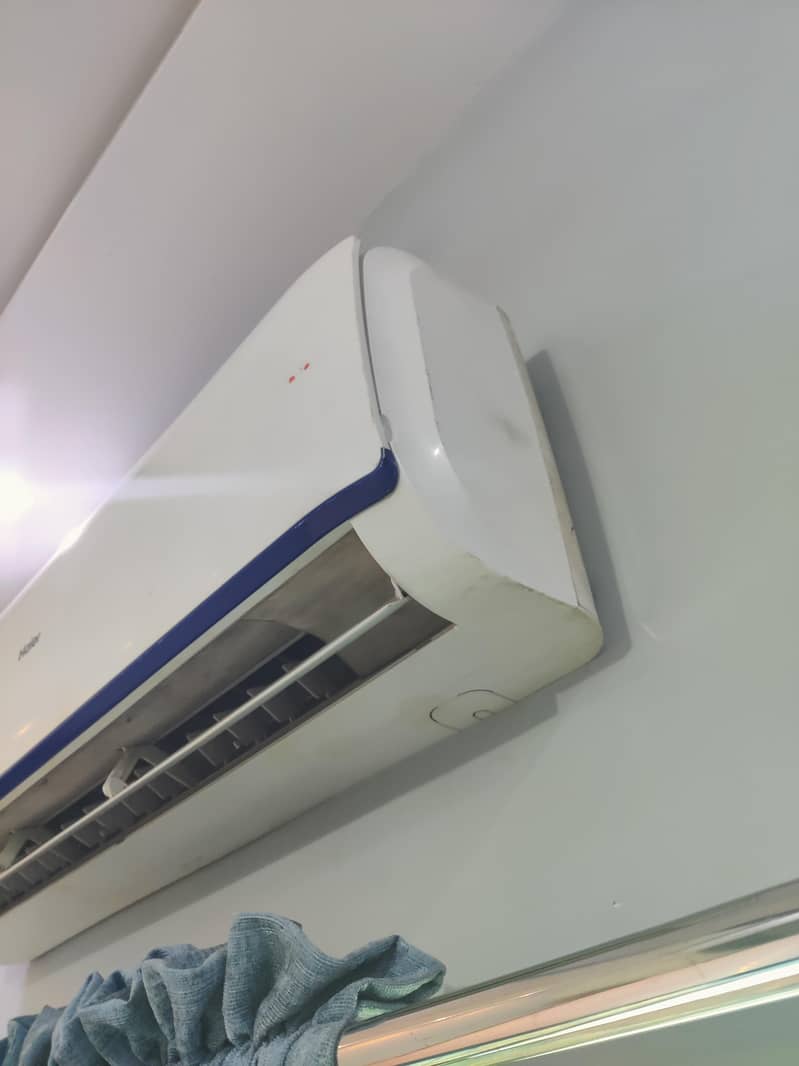 Ac Haier split  in good condition 2