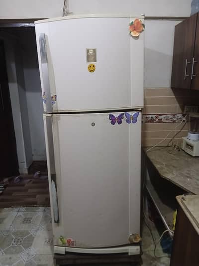 dawlence fridge for urgent sale