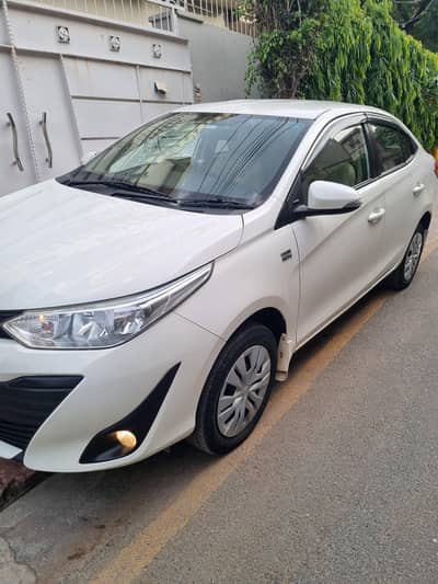 Toyota Yaris 1.3 GLi MT - 2022 - Excellent Condition