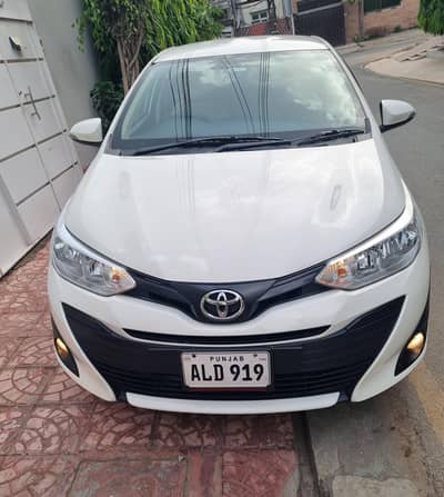 Toyota Yaris 1.3 GLi MT - 2022 - Excellent Condition