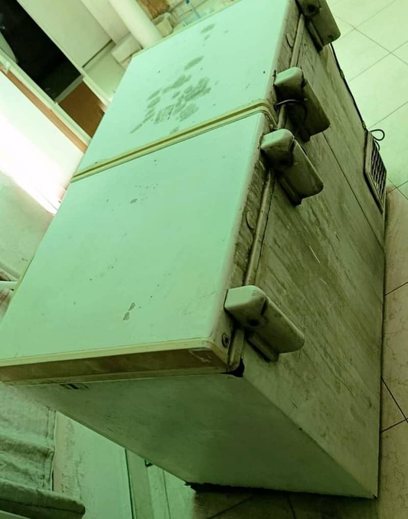 برائے فروخت: ویوز (Waves) ڈیپ فریزر (Double Door) 1