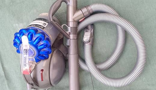 vacuum comny Dyson ball DC 48