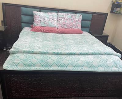 Pure Walnut Wood hand carved KingSize Bedset for Sale