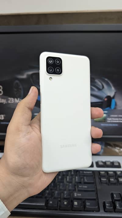SUMSUNG GALAXY A12