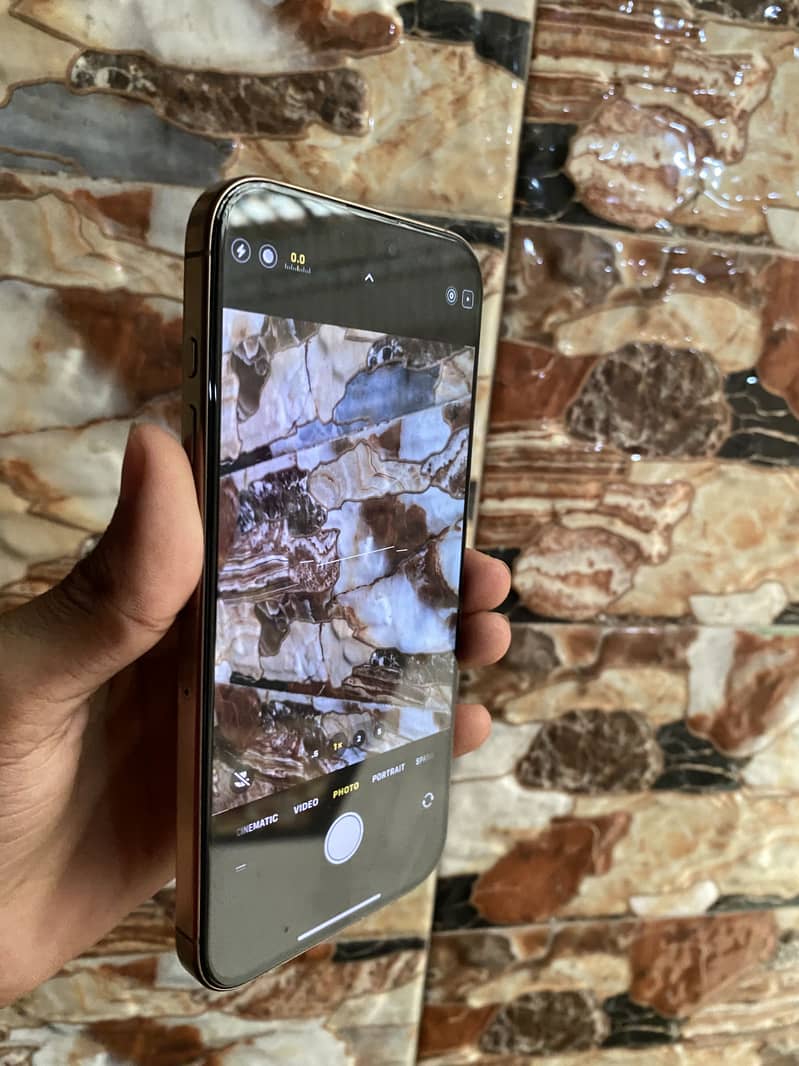 iPhone 16 pro max 5