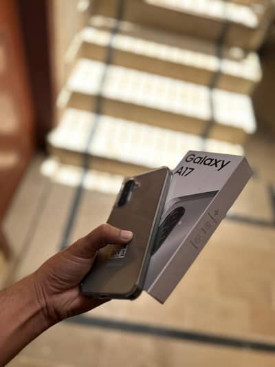 SAMSUNG Galaxy A17