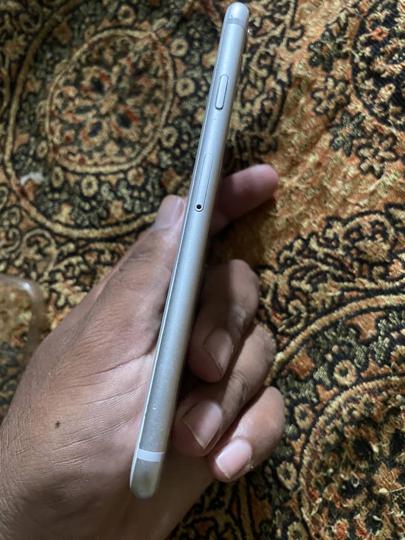 Apple iPhone 6 1