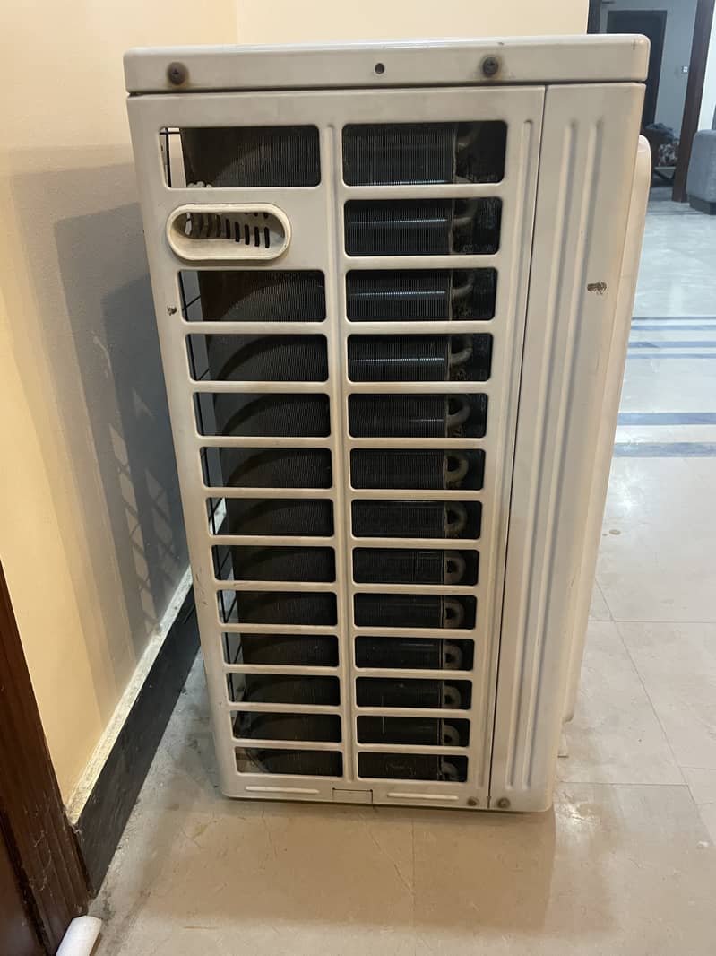 Haier inverter Ac 2 ton Good condition 3
