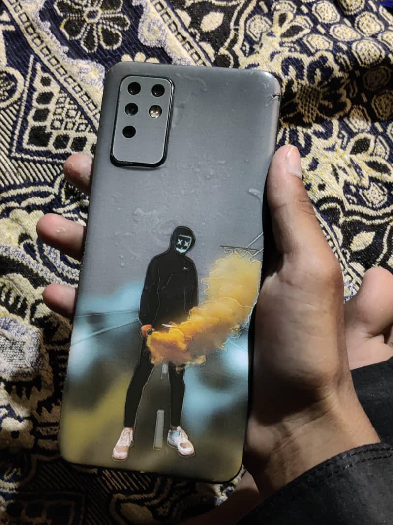   8 3