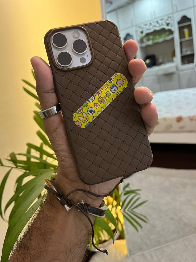 IPhone 15 pro max 9