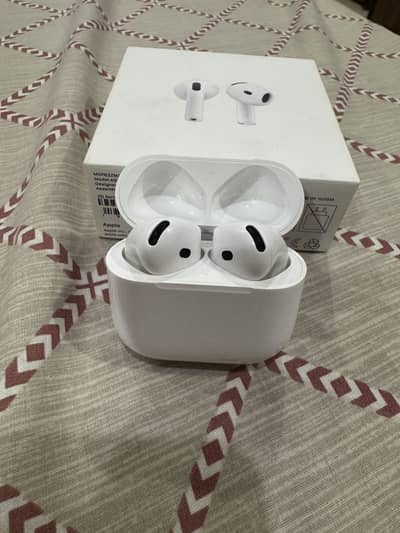 Apple Air pods 4
