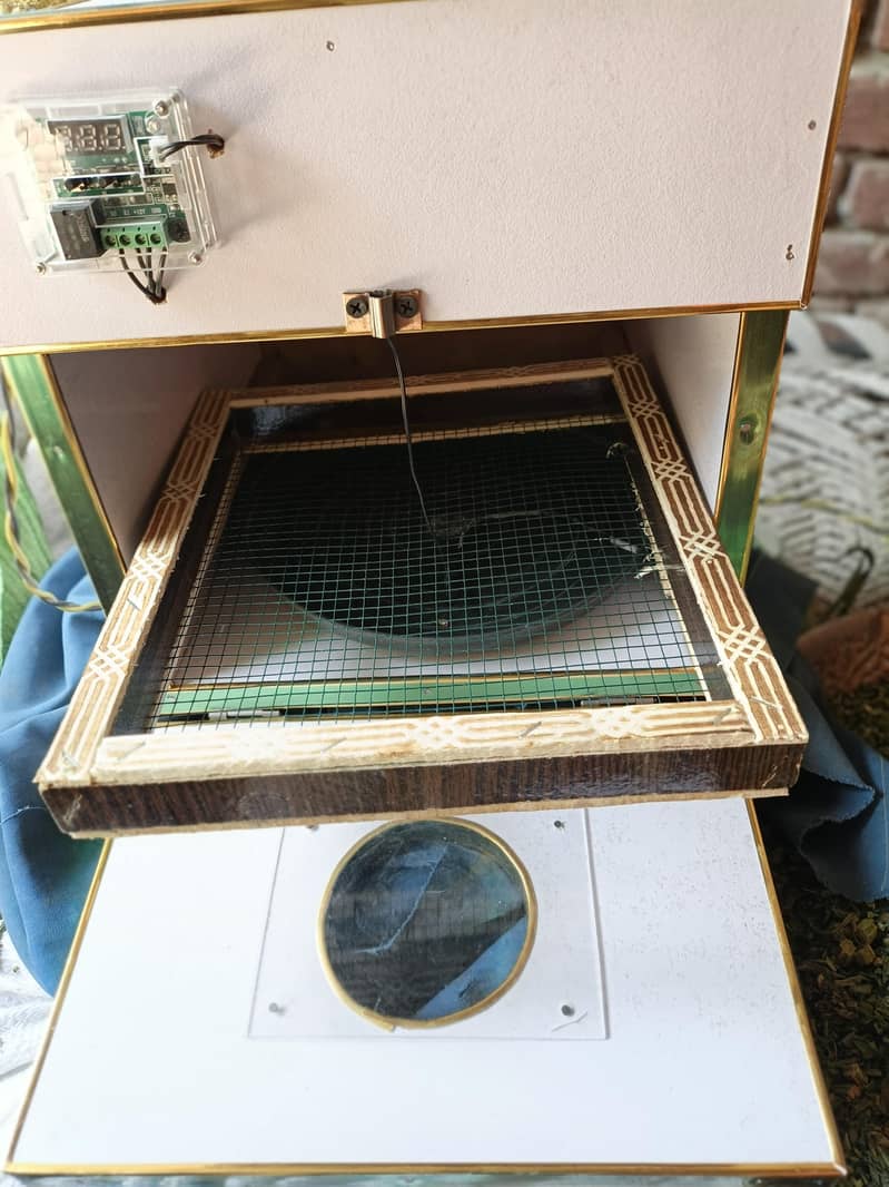 hatching machine 1