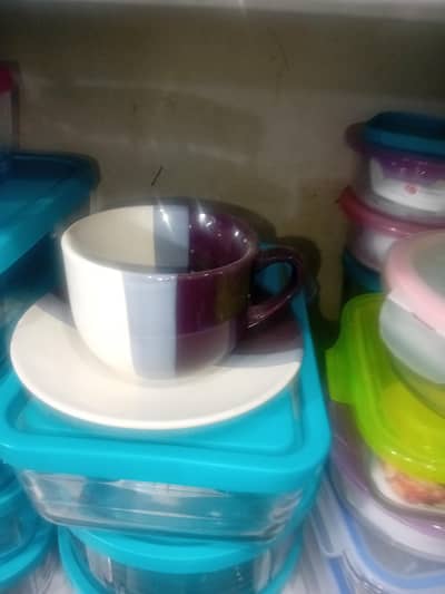 four cups tea set