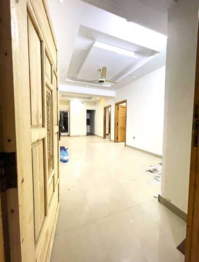 4 Bed Non furnished apartment available for Rent