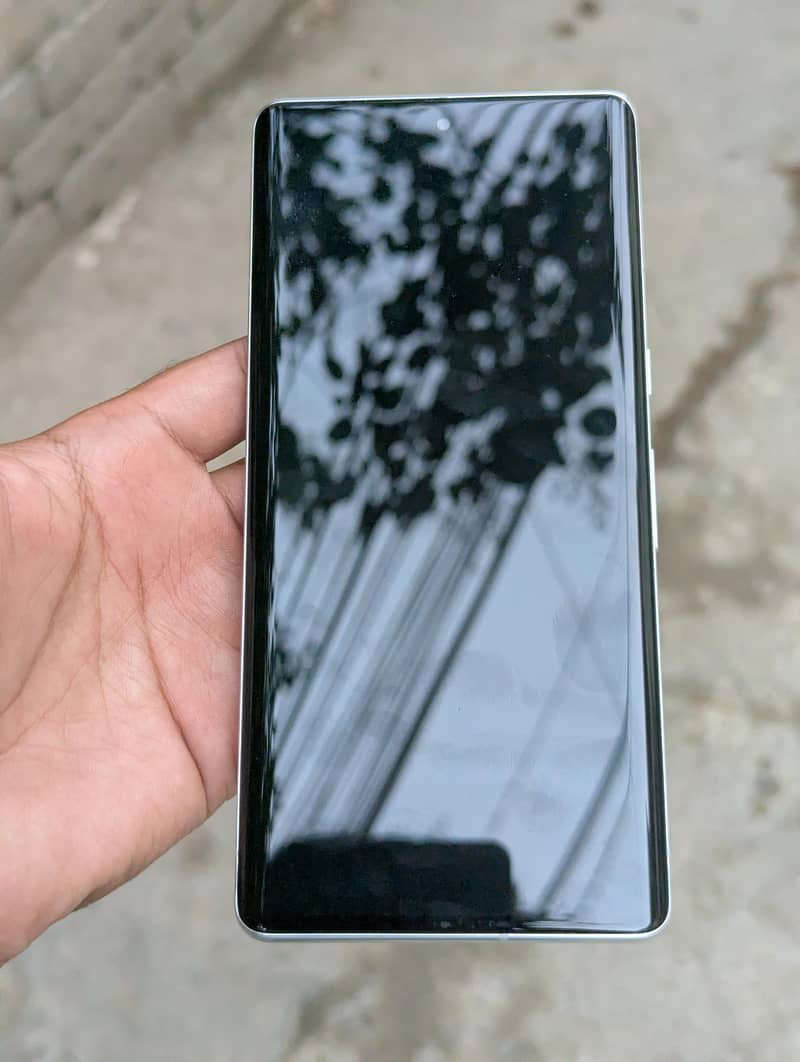 Google Pixel 7 Pro 11
