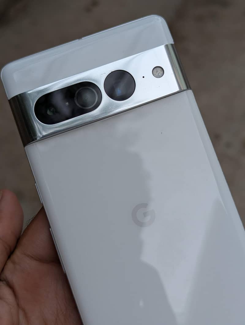 Google Pixel 7 Pro 12