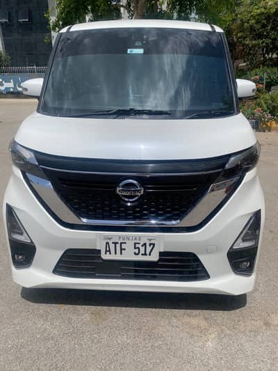 Nissan Roox 2023