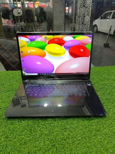 Dell Vostro 5581 . . Core i5 8th Generation laptop (bazless huge Display