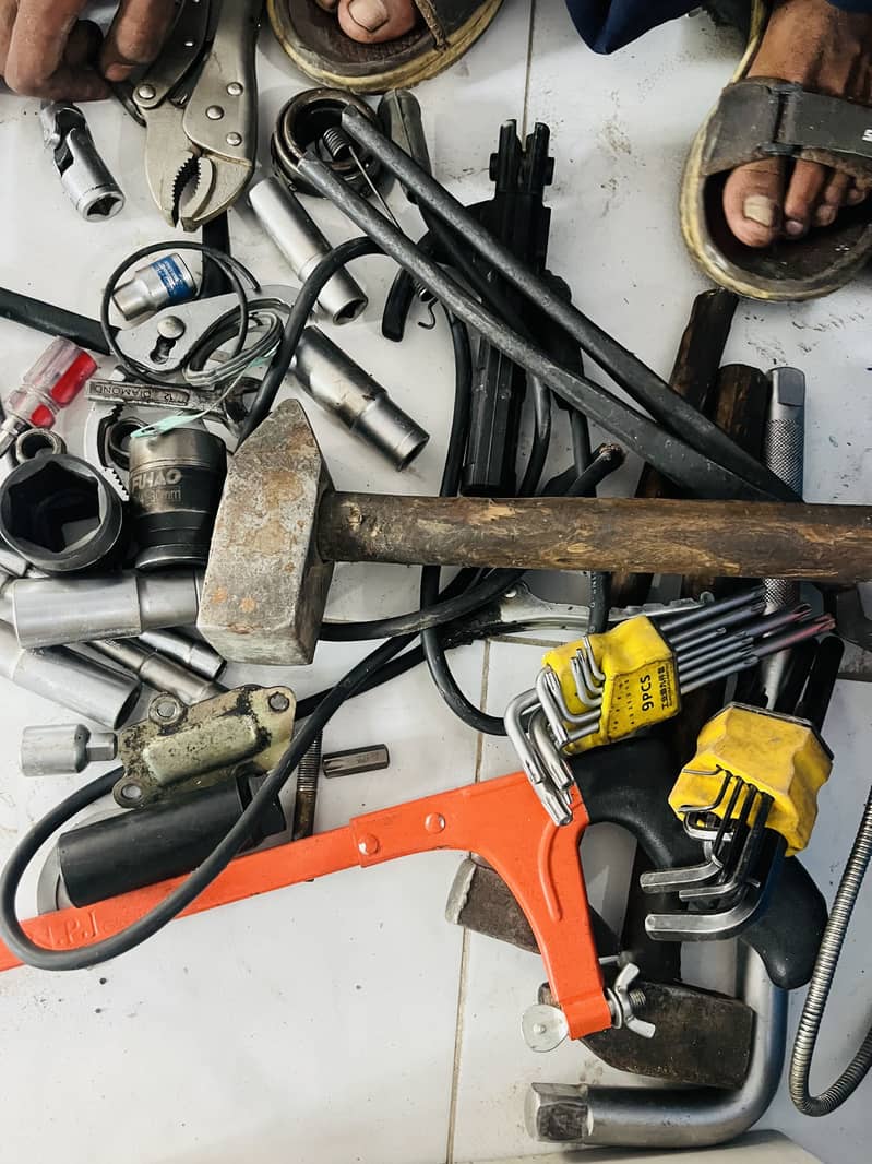 Garage Tools 7