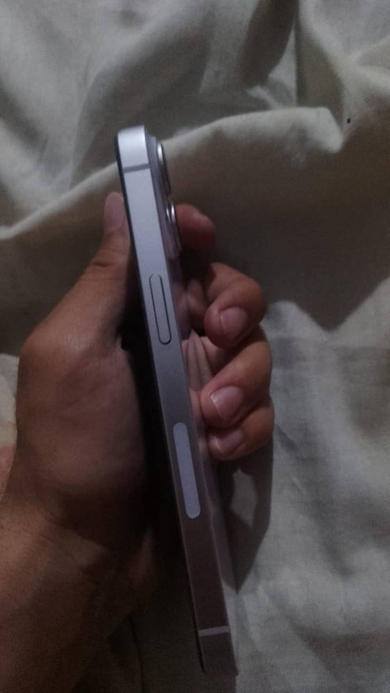 IPHONE 14 4
