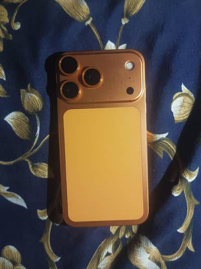iphone XR converted into 17 pro