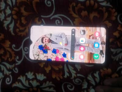 Samsung a20 3 32