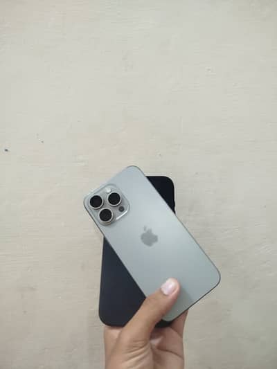 Apple iPhone 15 Pro Max