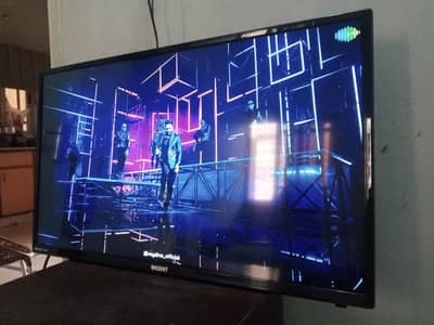 Orignal led tv 32 inches orient