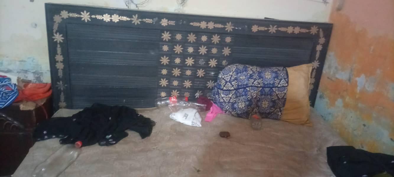 king size bed 1
