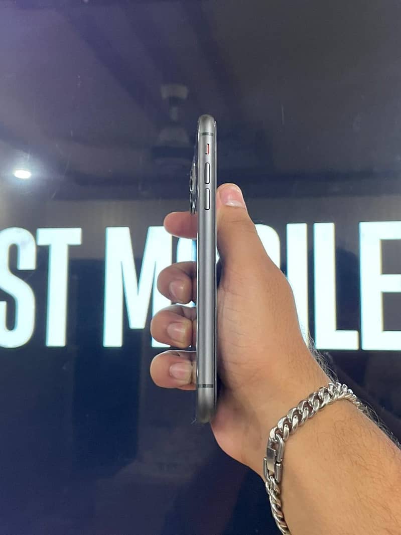 iPhone 11 All Sim Working 2