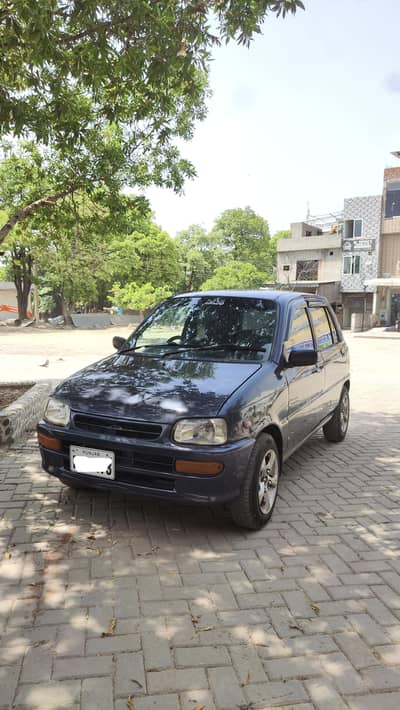 Daihatsu cuore 2004