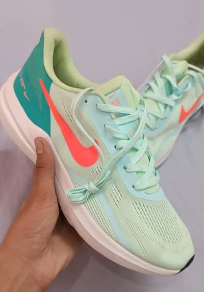 Nike Winflo 9 in Brand New Condition