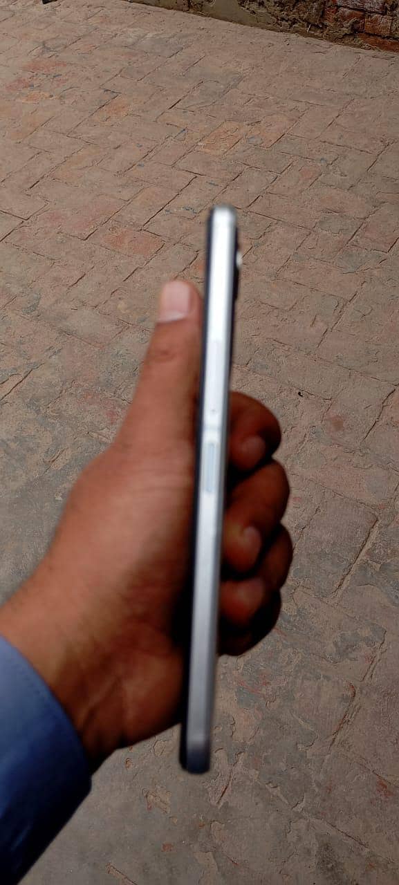 note 11 1