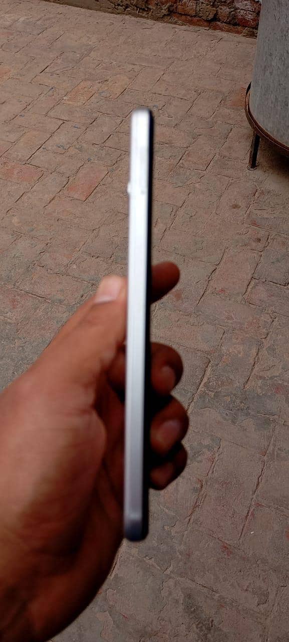 note 11 4