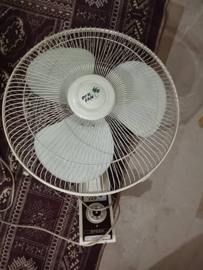 Bracket Pak Fan in Good Condition