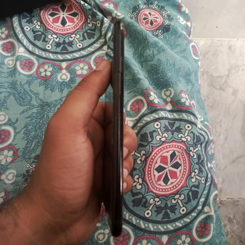 Apple iPhone 7 Plus 2