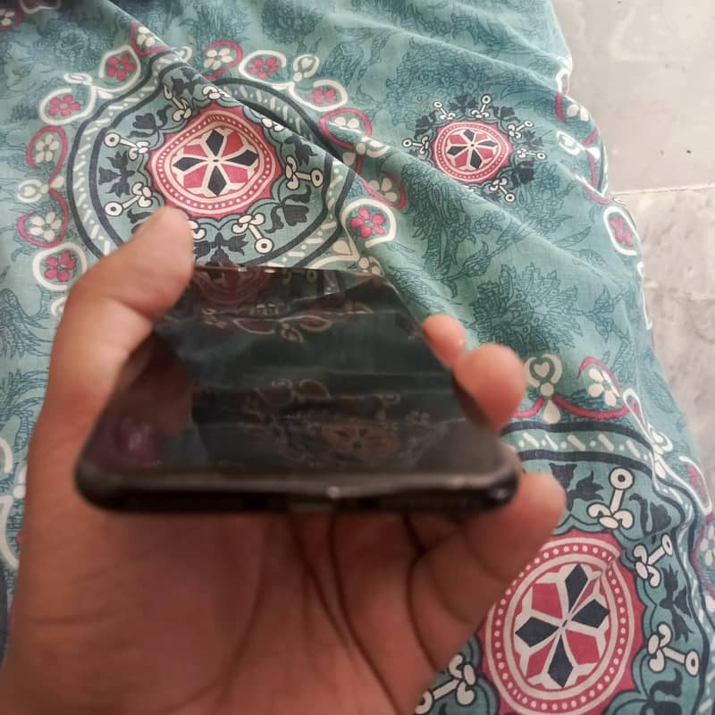 Apple iPhone 7 Plus 4