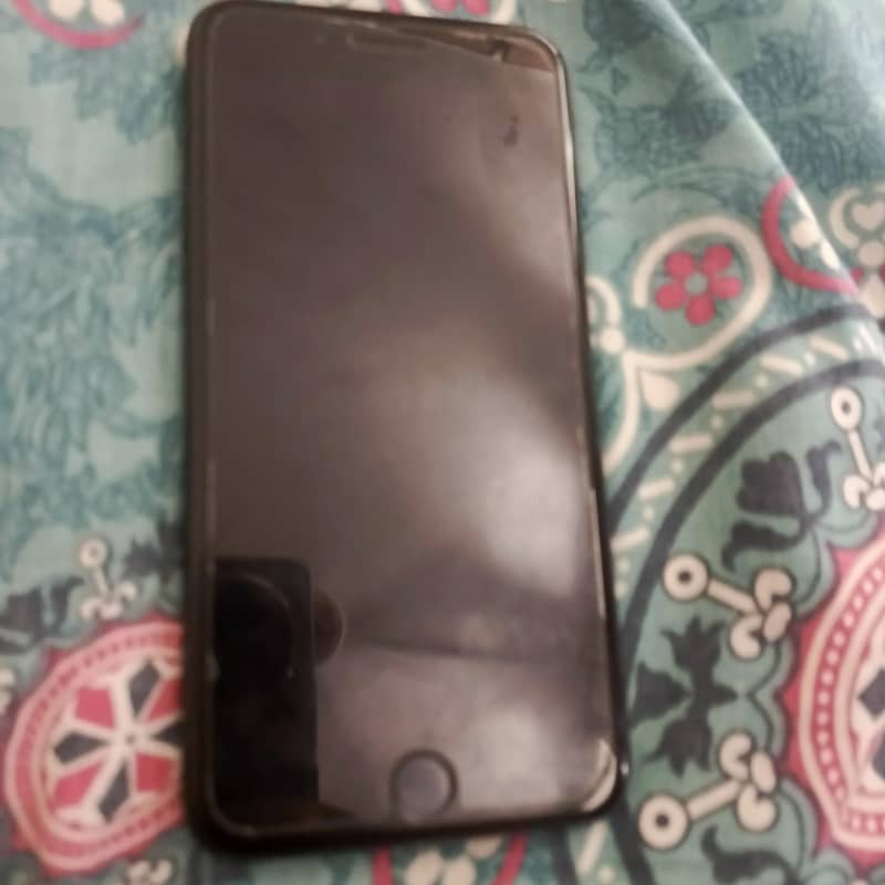 Apple iPhone 7 Plus 5