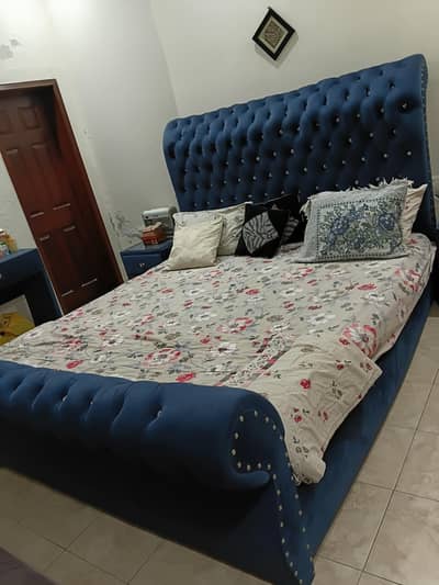 bed sidetables dressingh