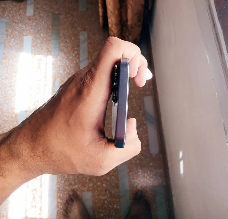 iphone 14 pro max 3