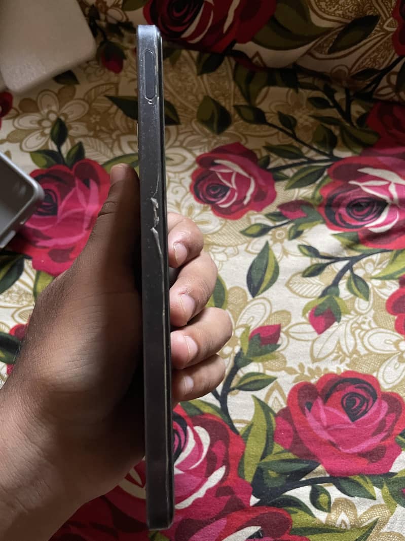 Realme Note 50 4
