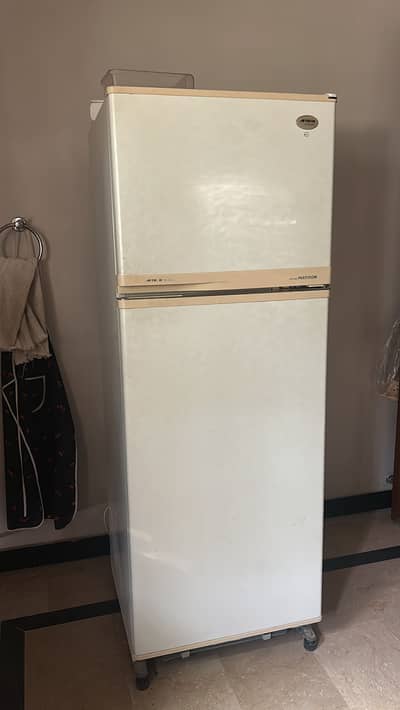 Dawlance Double Door Refrigerator – Excellent Cooling | Neat & Clean