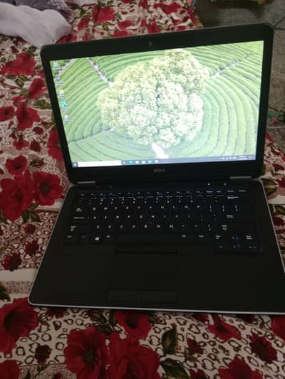 Dell i5 4th gen laptop and HP Chromebook urgent sale